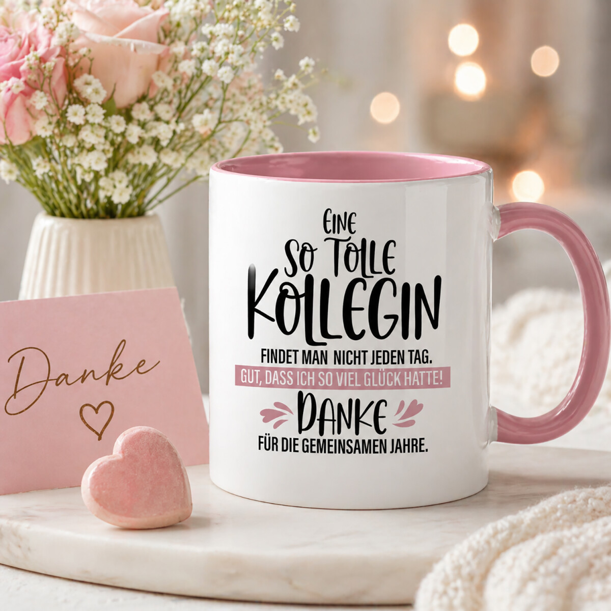 Keramik Tasse Altrosa &bdquo;Eine so tolle Kollegin&ldquo;