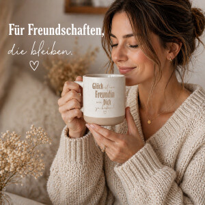 Steingut Tasse Gl&uuml;ck ist eine Freundin 360 ml