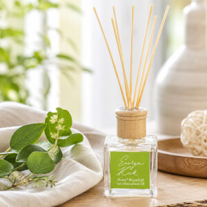 Nat&uuml;rlicher Raumduft mit Zirbe f&uuml;r eine warme Wellness Atmosph&auml;re im Flur