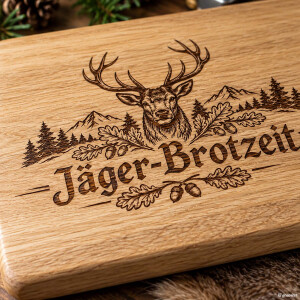 J&auml;ger-Brotzeit Vesperbrett aus Eiche mit Hirsch Gravur 30 x 20 cm